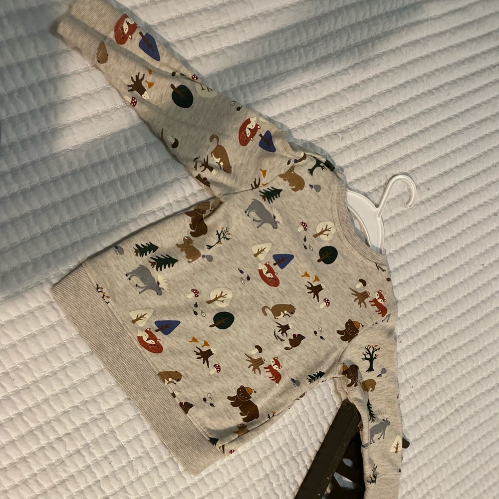 H&M sweatshirt